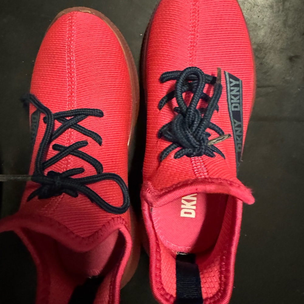 Dkny sneakers girls